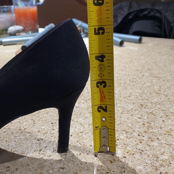 Stunning 3” Heels - Picture 7 of 8